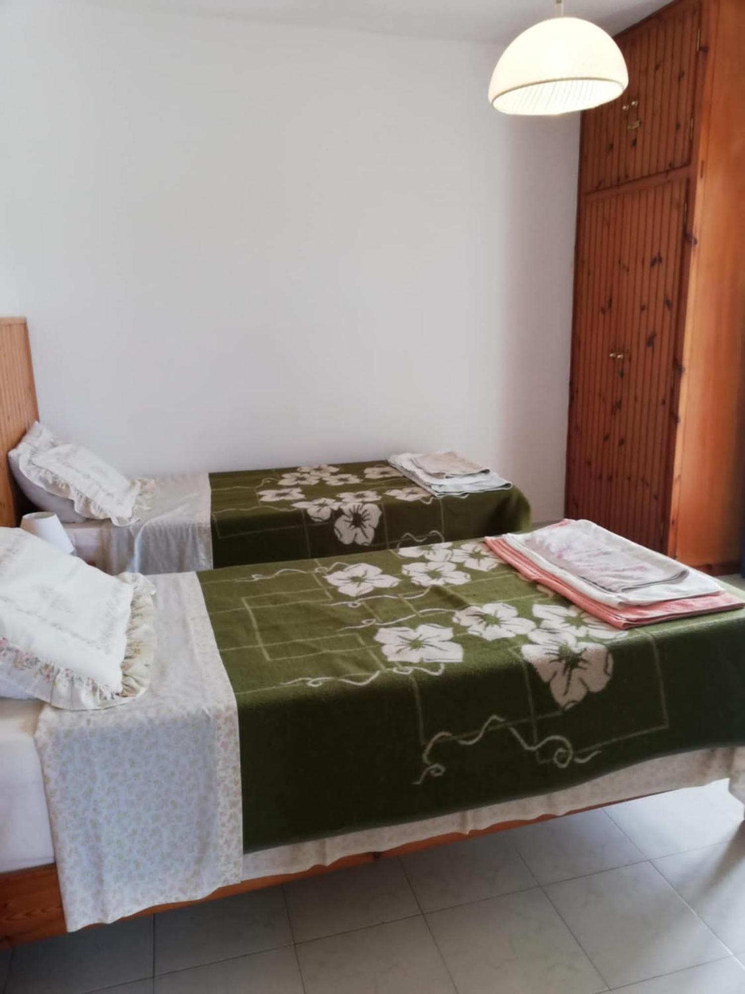 Lakis Apartments アカラヴィ エクステリア 写真